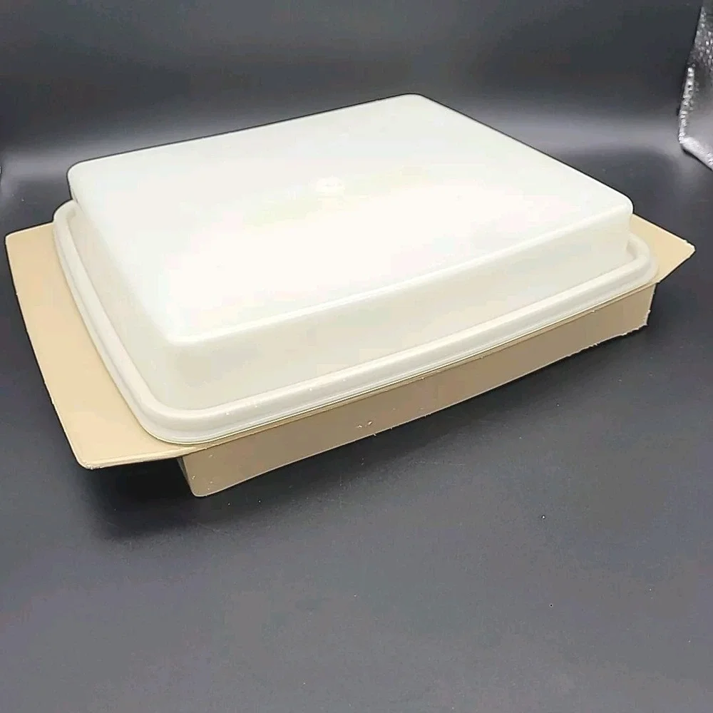 Vintage Tupperware Almond Deviled Eggs‎ Keeper Tray w Lid 723 722